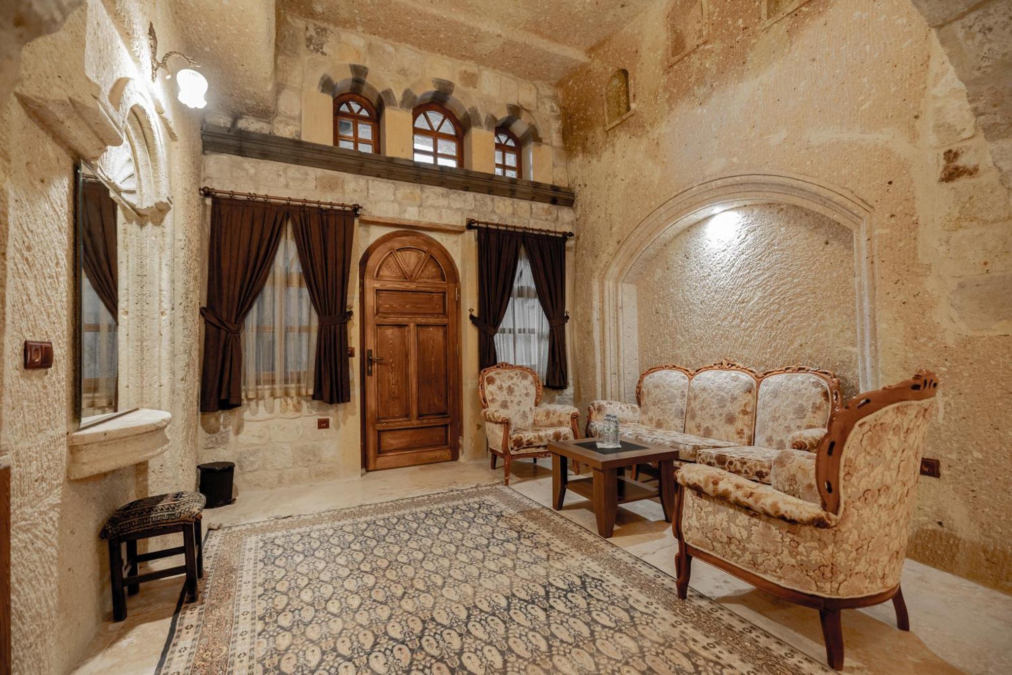 فندق أجنحة كامرهان أوروغوبْ المظهر الخارجي الصورة